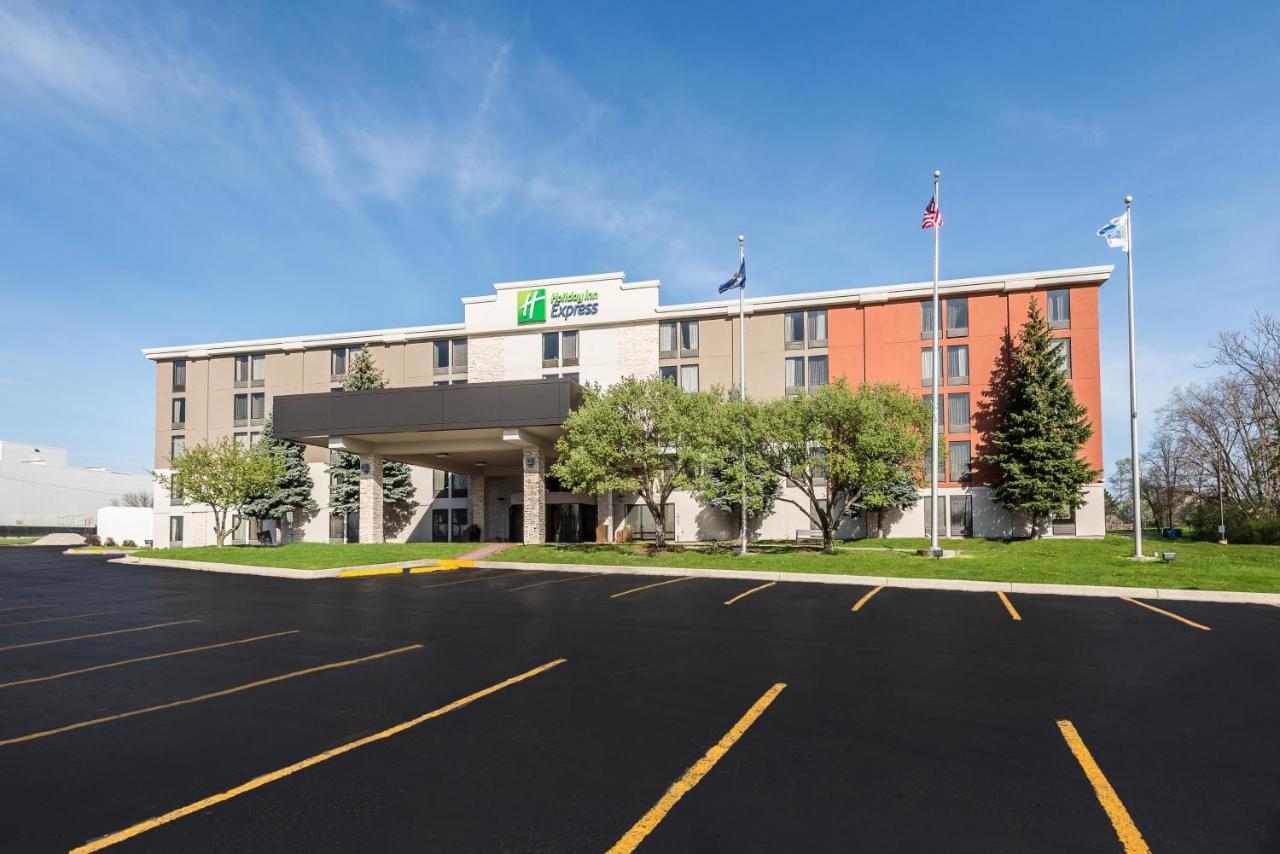 Holiday Inn Express Flint-Campus Area By Ihg Exterior photo