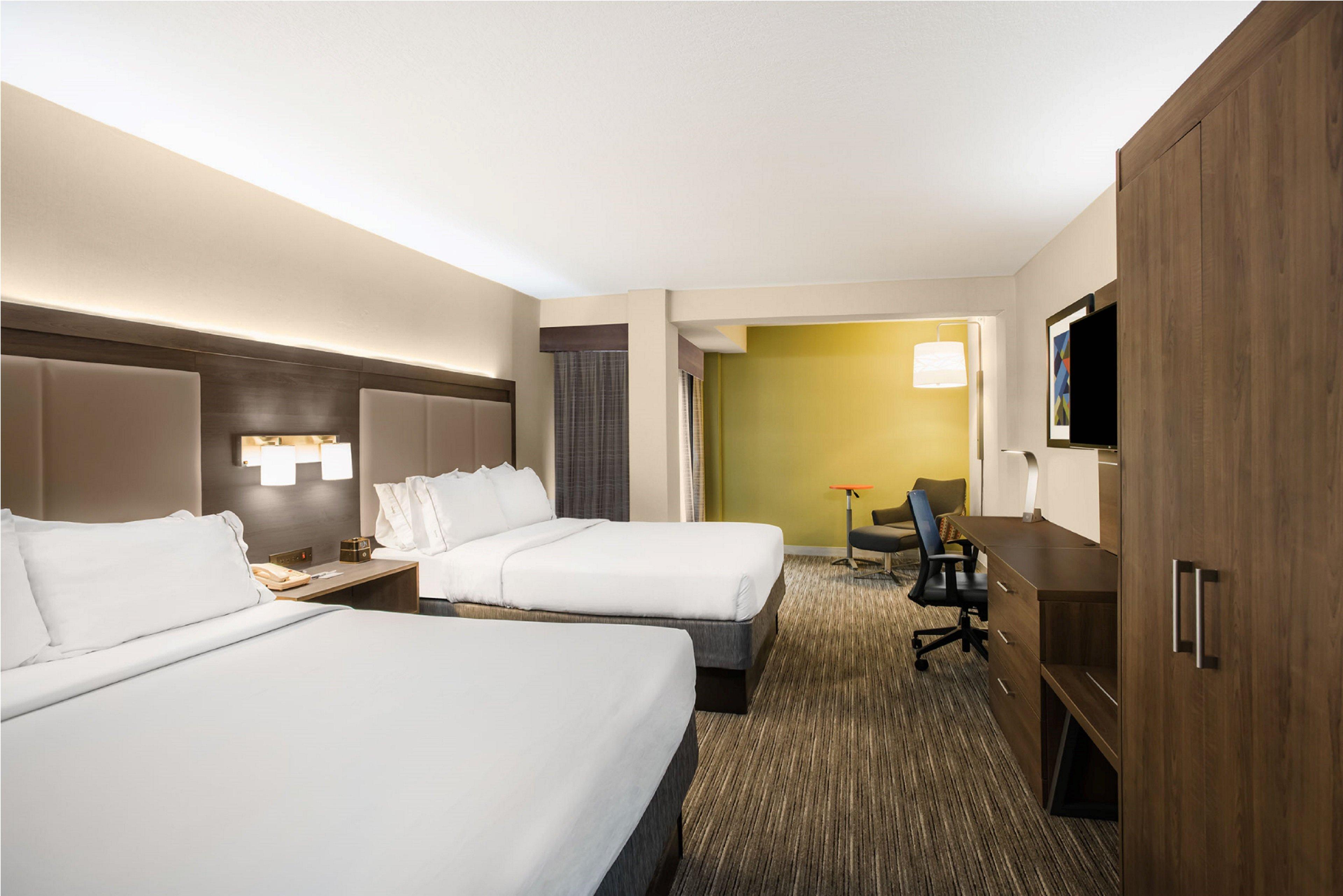 Holiday Inn Express Flint-Campus Area By Ihg Exterior photo